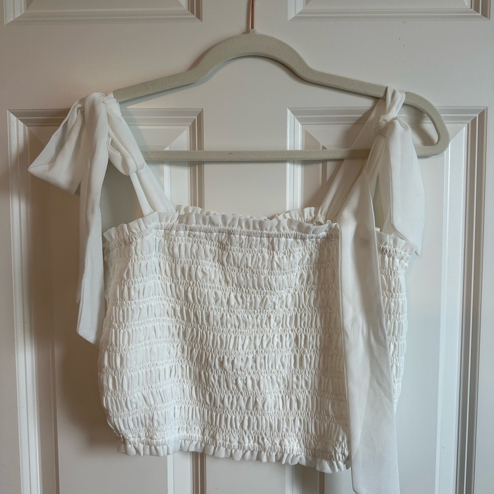 NWT Altar’d State crop white top that tie at shoulders size Medium
